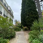 아파트 Pavillon D'angleterre Au Coeur De La *