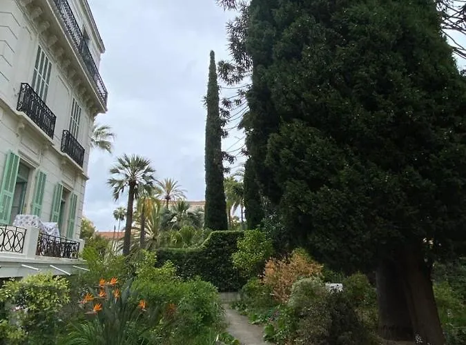 Pavillon D'angleterre Au Coeur De La アパート マントン